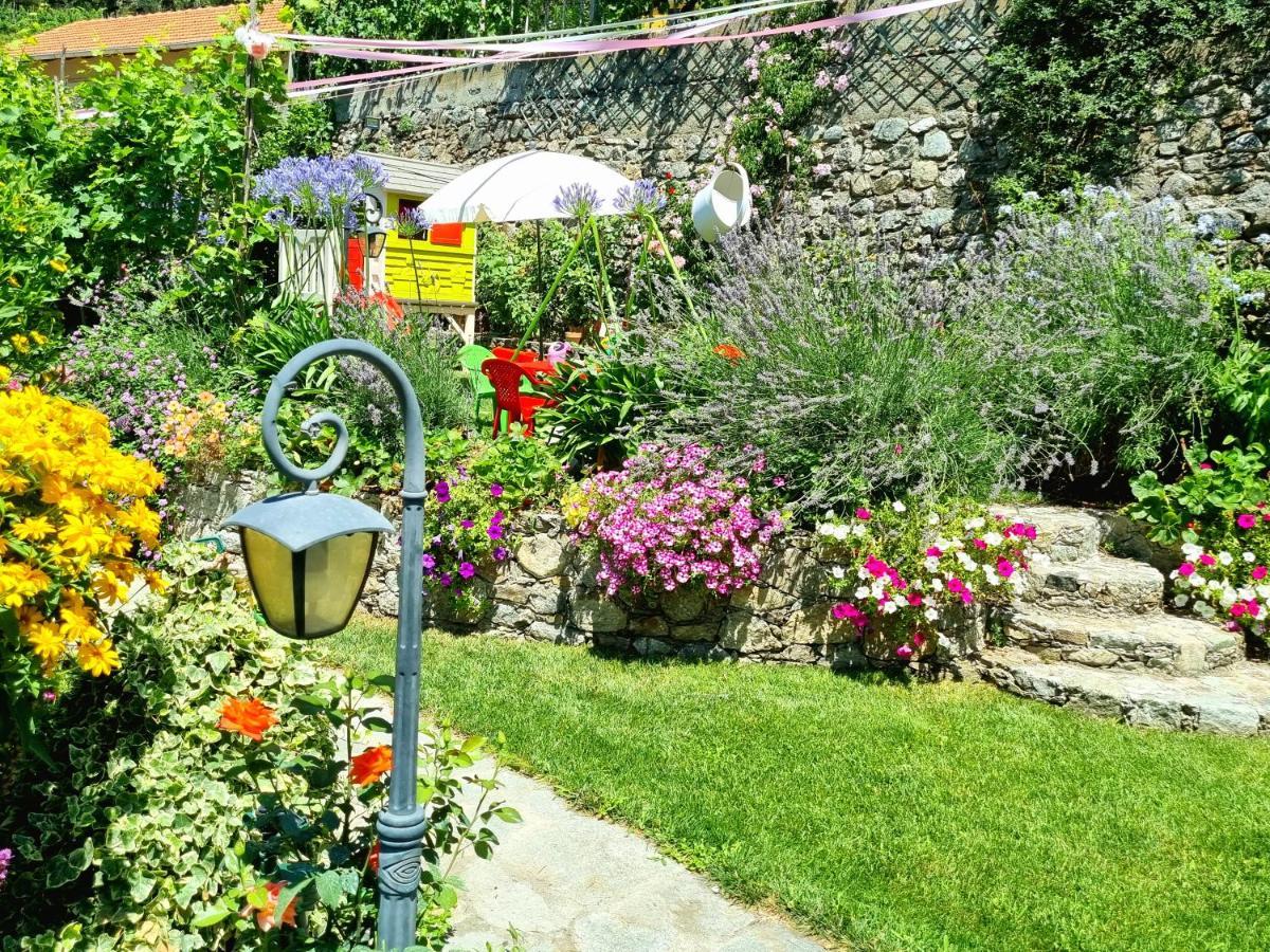 Casa Vacanze Family Albisola Superiore Kültér fotó