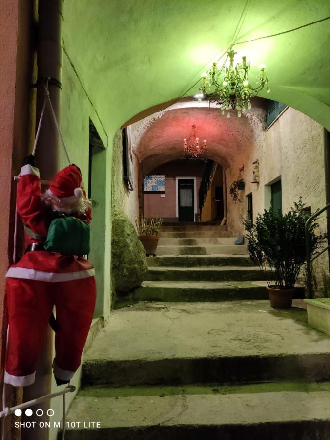 Casa Vacanze Family Albisola Superiore Kültér fotó