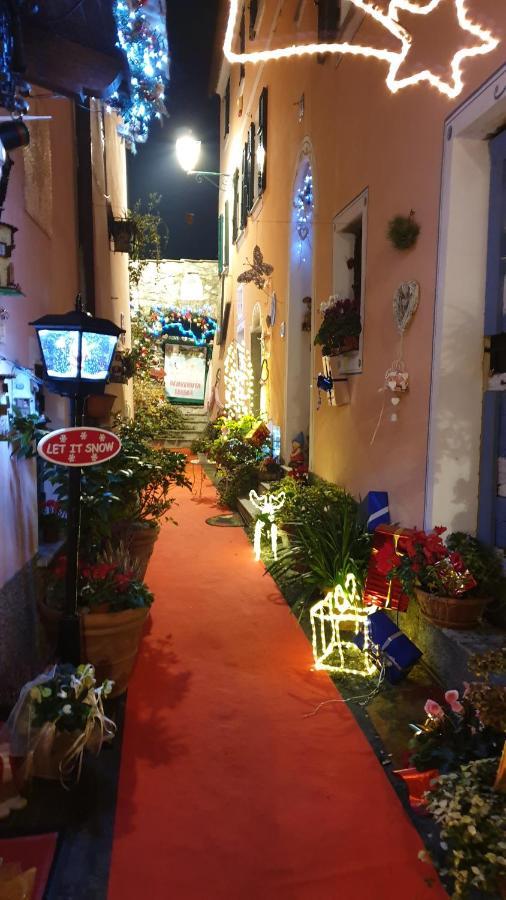 Casa Vacanze Family Albisola Superiore Kültér fotó